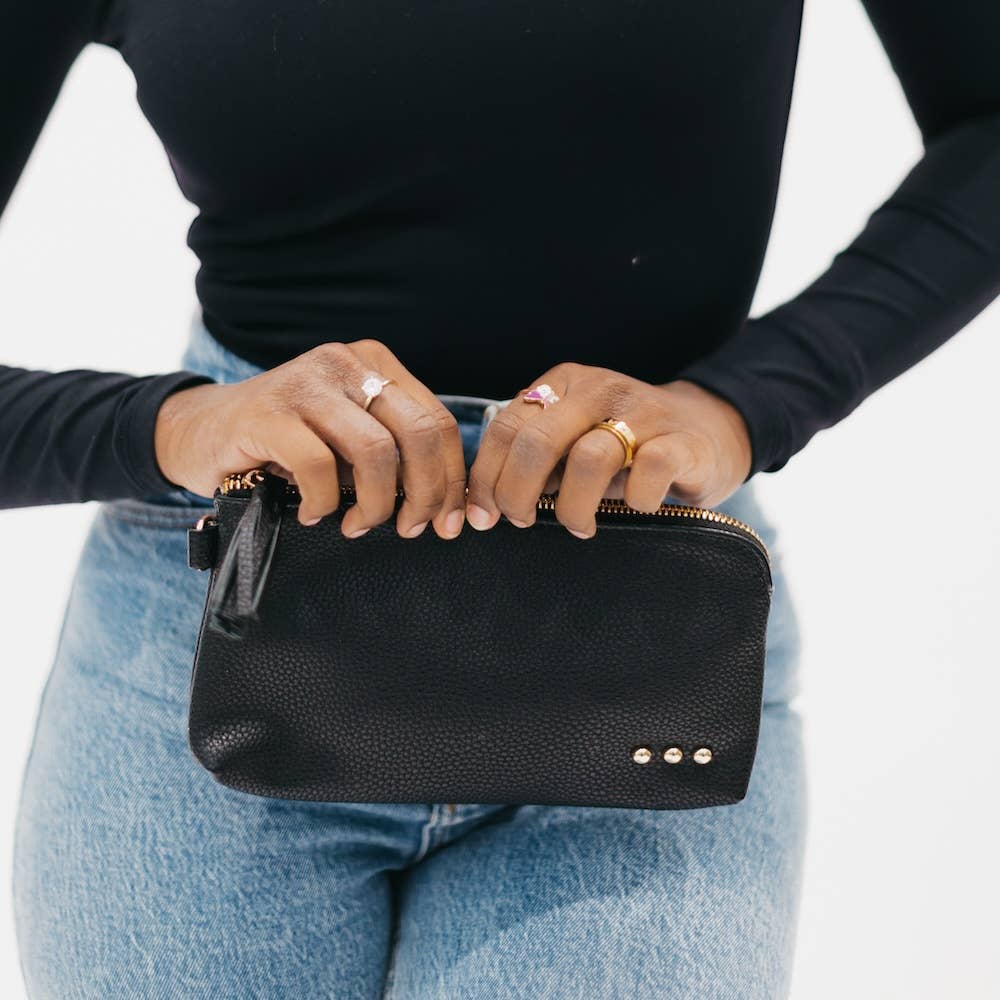 DOORBUSTER: Cece Card Holder Clutch Bag