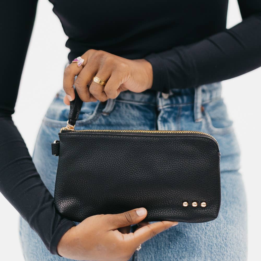 DOORBUSTER: Cece Card Holder Clutch Bag