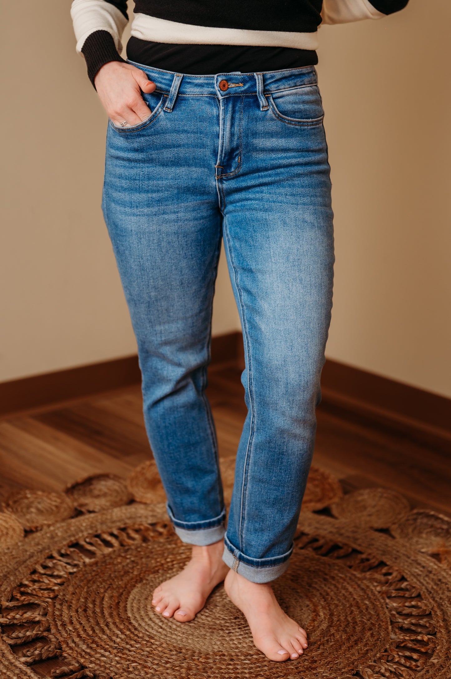 Vervet High Rise Slim Straight Jeans