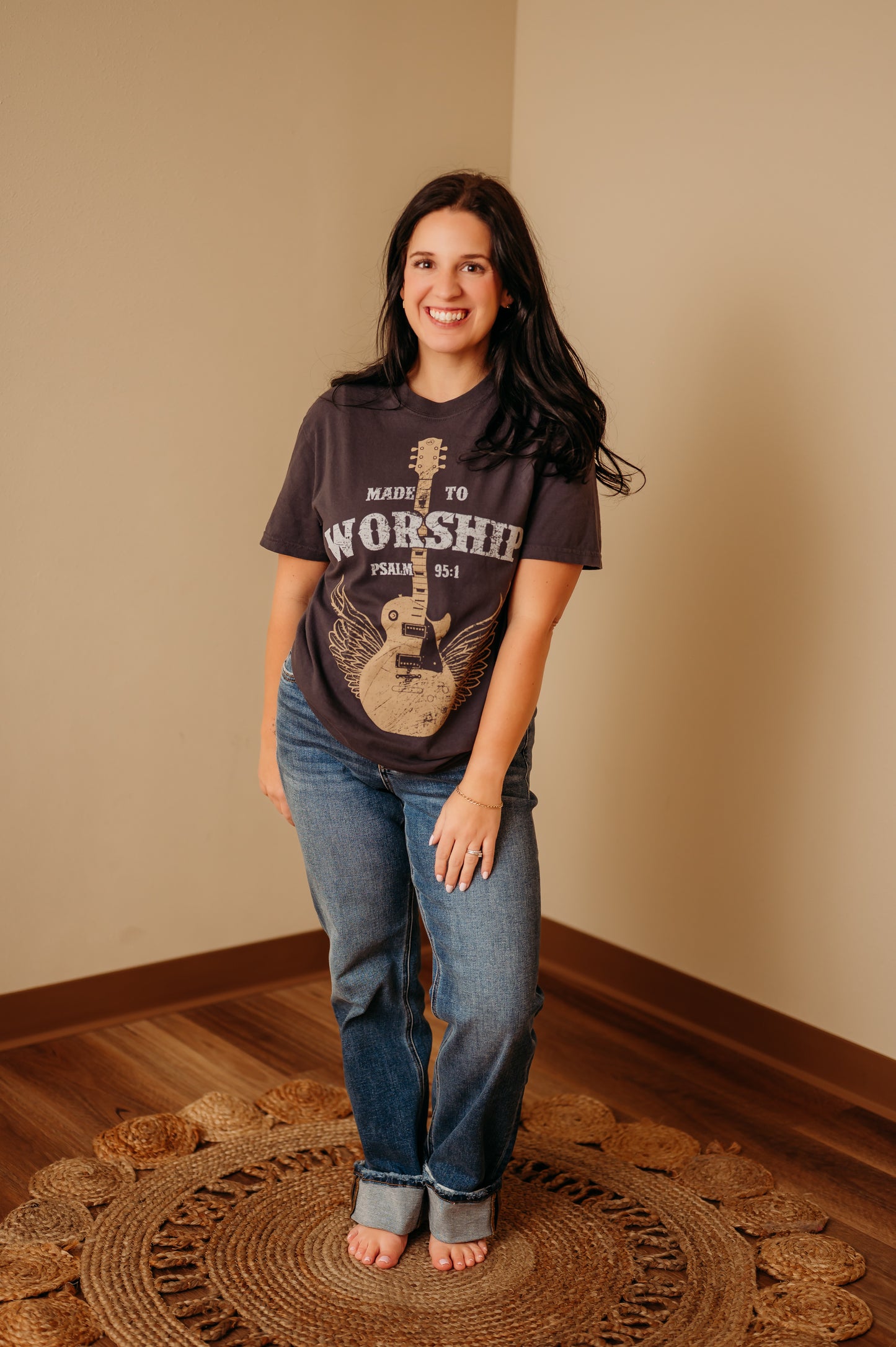 Made To Worship Graphic Tee