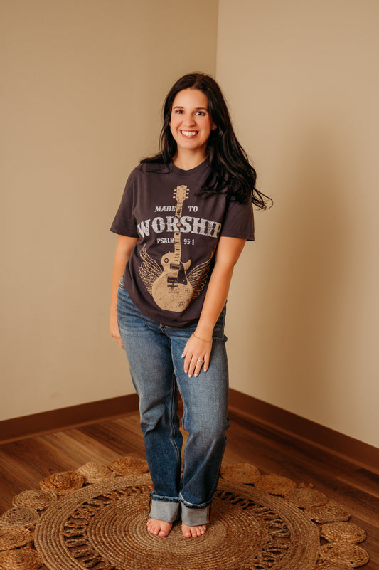 Made To Worship Graphic Tee
