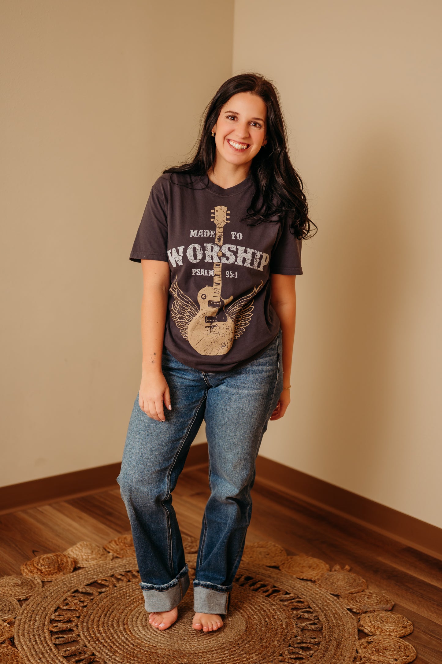 Made To Worship Graphic Tee
