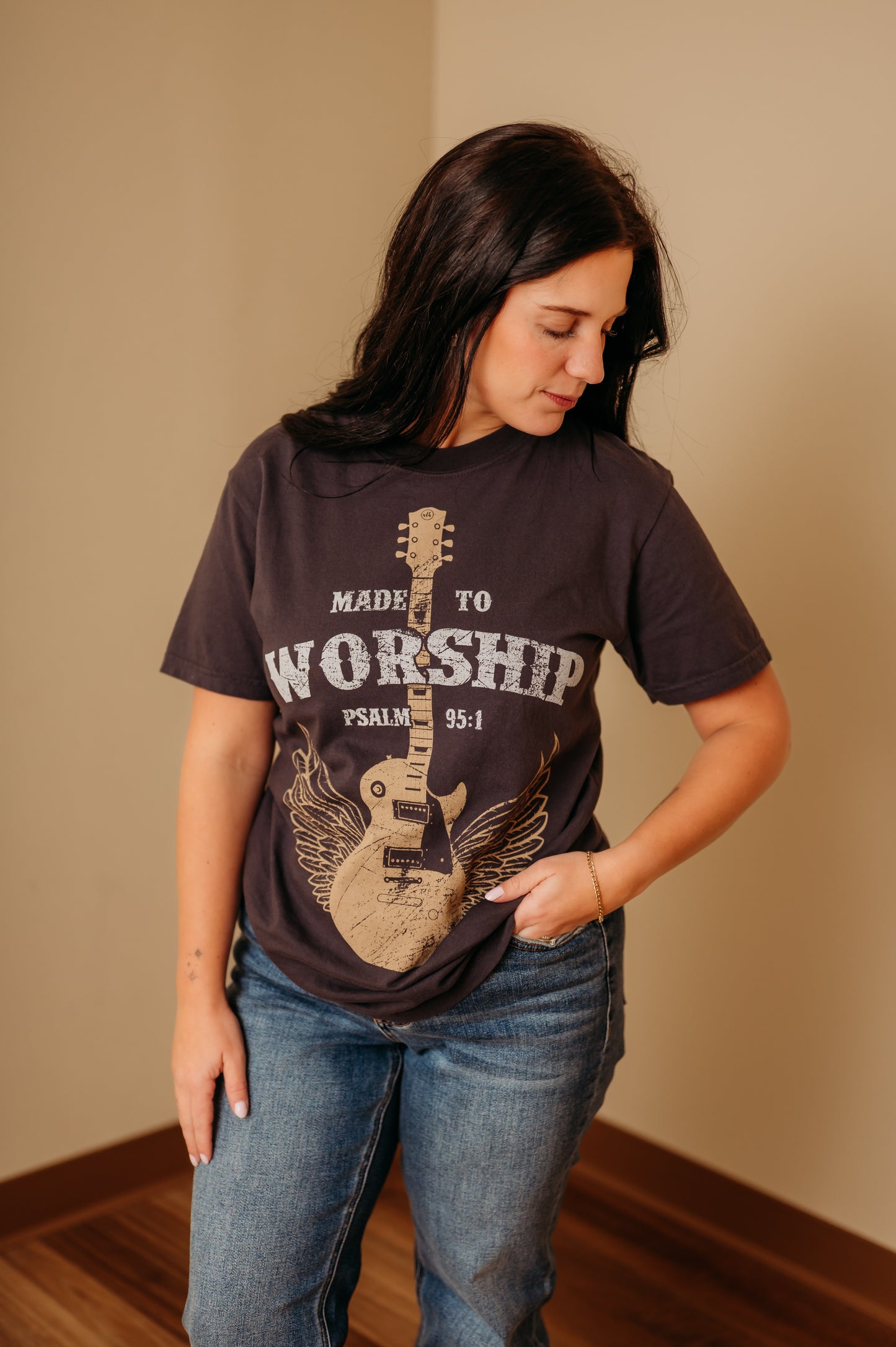 Made To Worship Graphic Tee